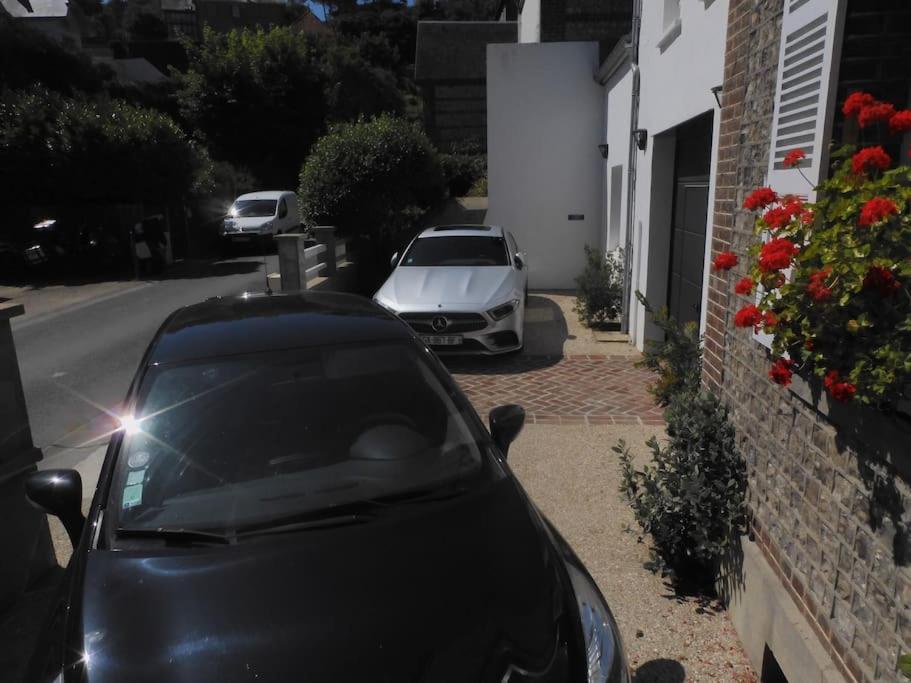 Gite Le Doris Avec Place De Stationnement Privee Incluse エトルタ エクステリア 写真