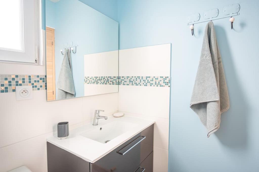 Gite Le Doris Avec Place De Stationnement Privee Incluse エトルタ エクステリア 写真