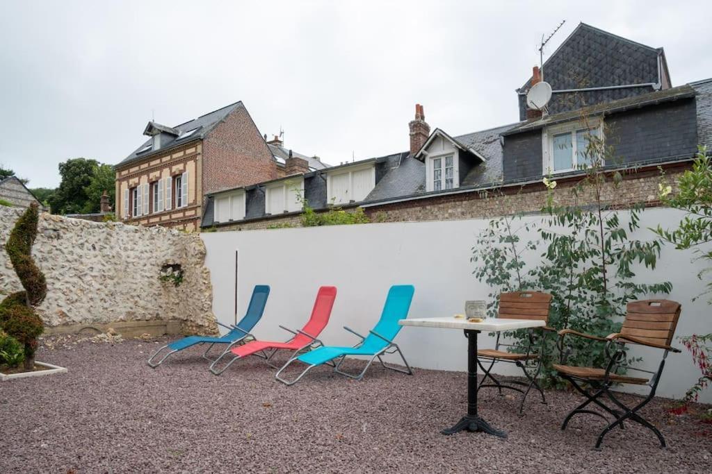 Gite Le Doris Avec Place De Stationnement Privee Incluse エトルタ エクステリア 写真