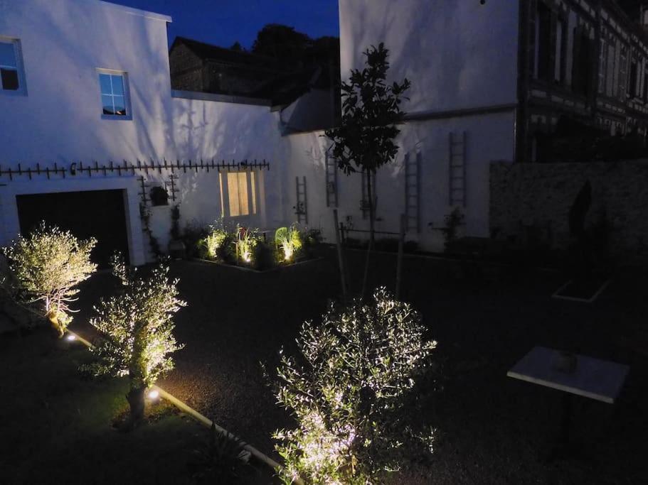 Gite Le Doris Avec Place De Stationnement Privee Incluse エトルタ エクステリア 写真